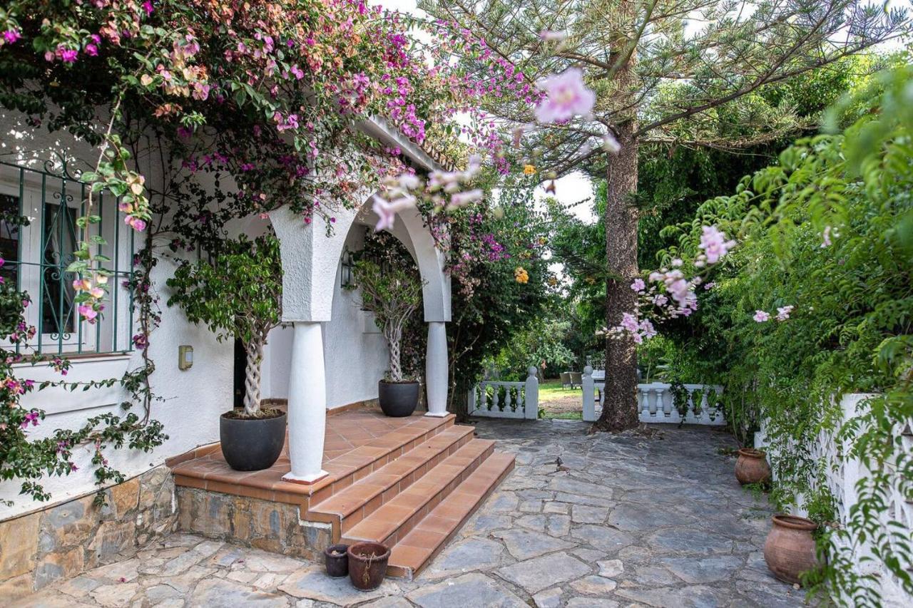 Burganvilla Holiday Home Marbella Exterior photo